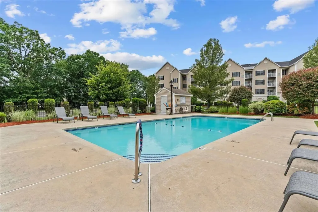 59 Cluff Road Salem NH 03079