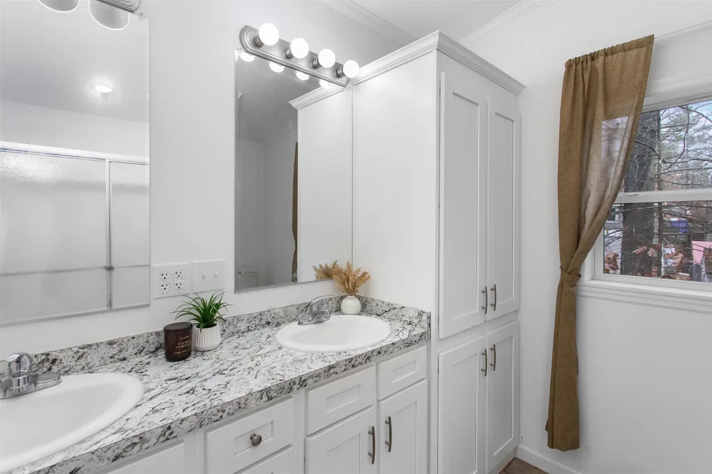 52 Little Falls Bridge Road Rochester NH 03867