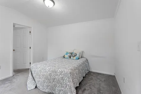 52 Little Falls Bridge Road Rochester NH 03867