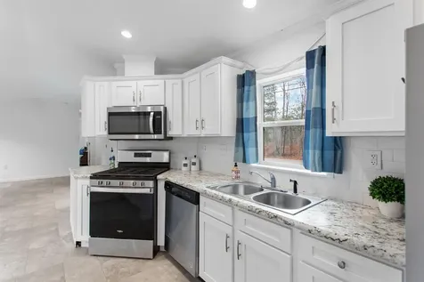 52 Little Falls Bridge Road Rochester NH 03867