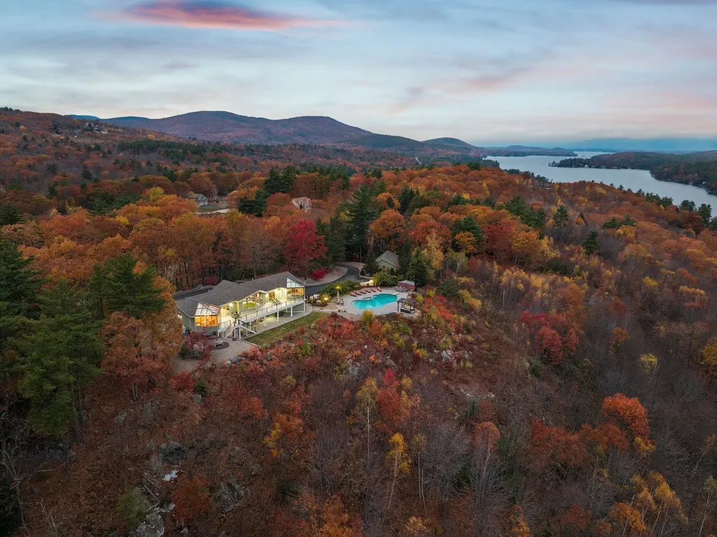 141 Lakewood Drive Alton NH 03810