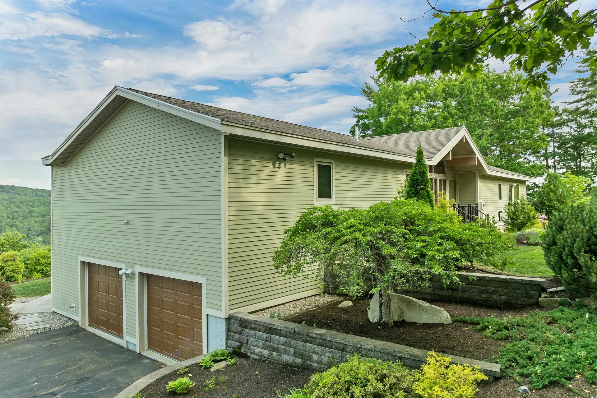 141 Lakewood Drive Alton NH 03810
