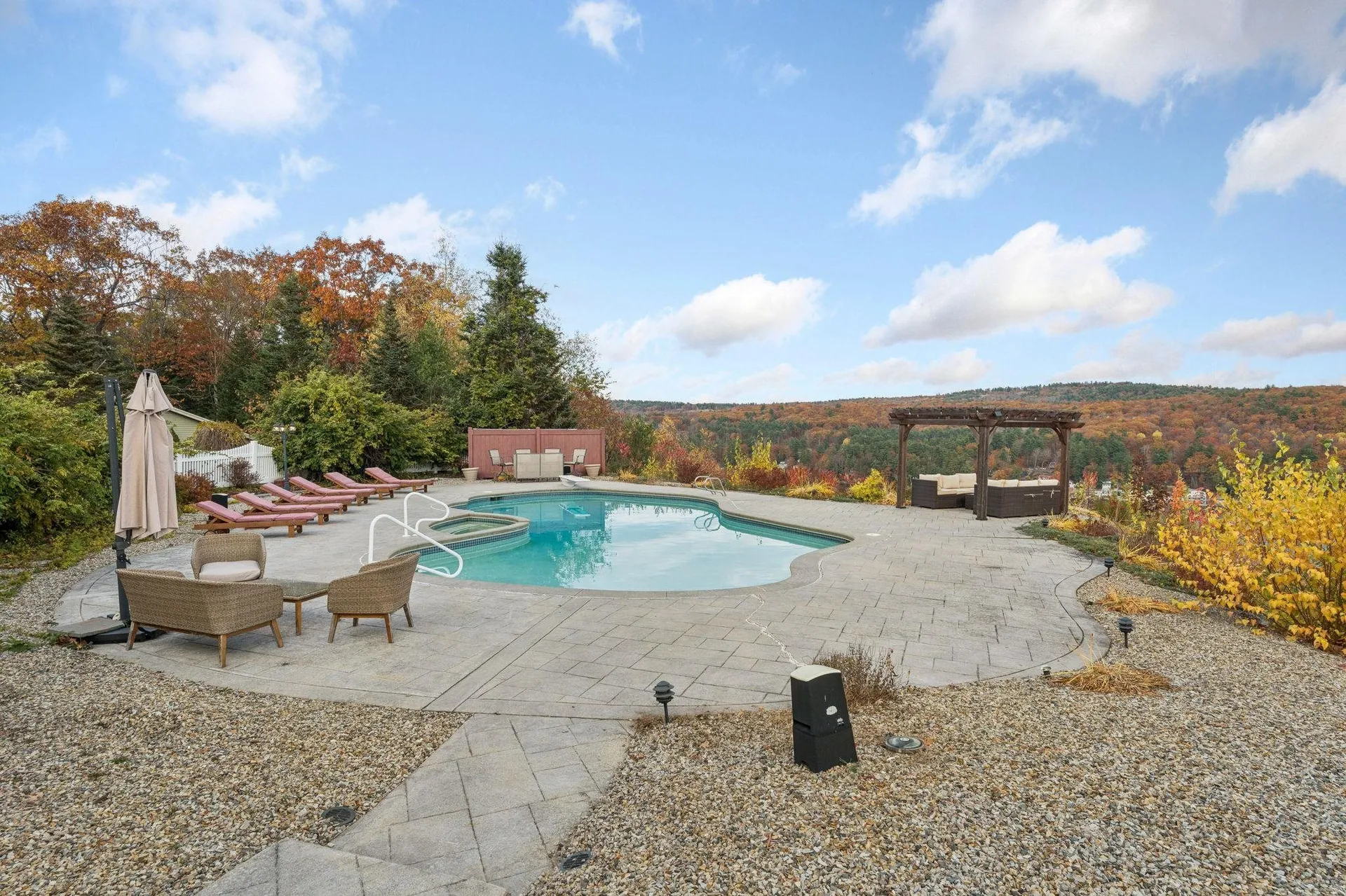 141 Lakewood Drive Alton NH 03810