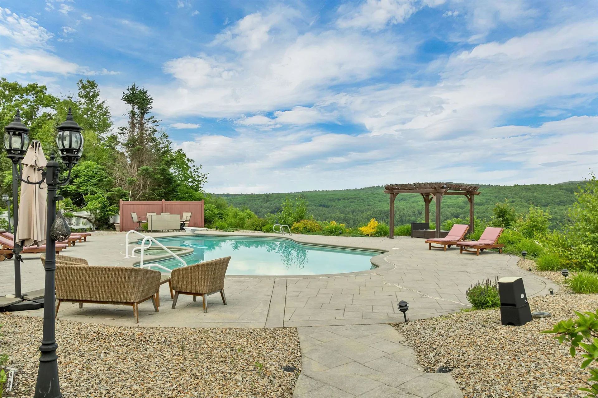 141 Lakewood Drive Alton NH 03810