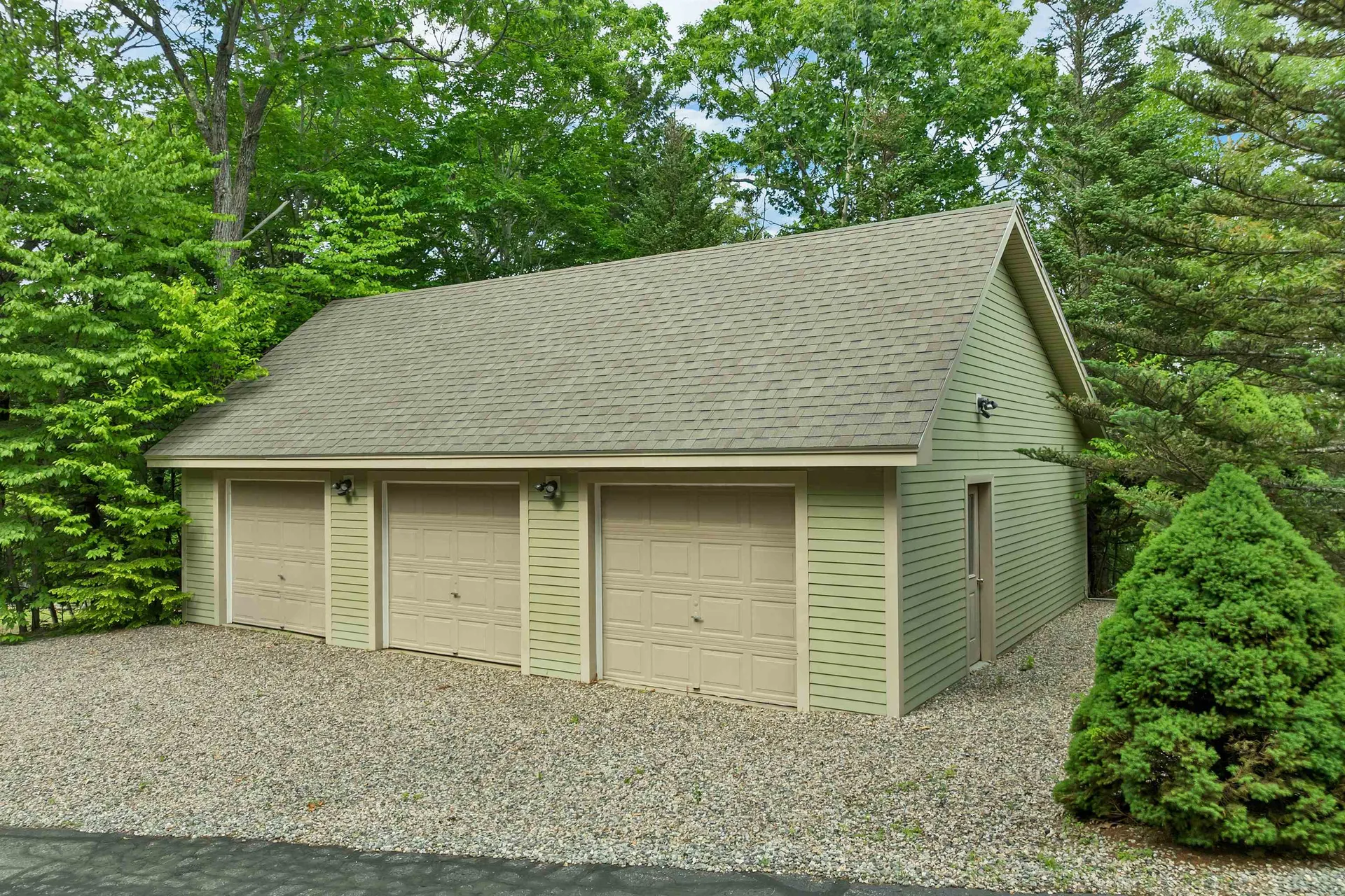 141 Lakewood Drive Alton NH 03810