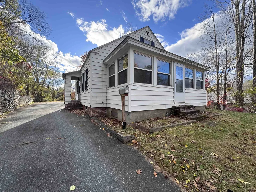 272 Maple Avenue Claremont NH 03743