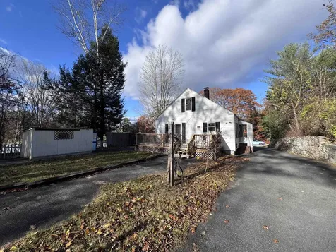 272 Maple Avenue Claremont NH 03743