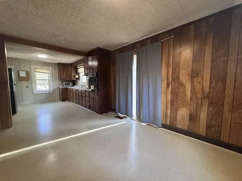 272 Maple Avenue Claremont NH 03743