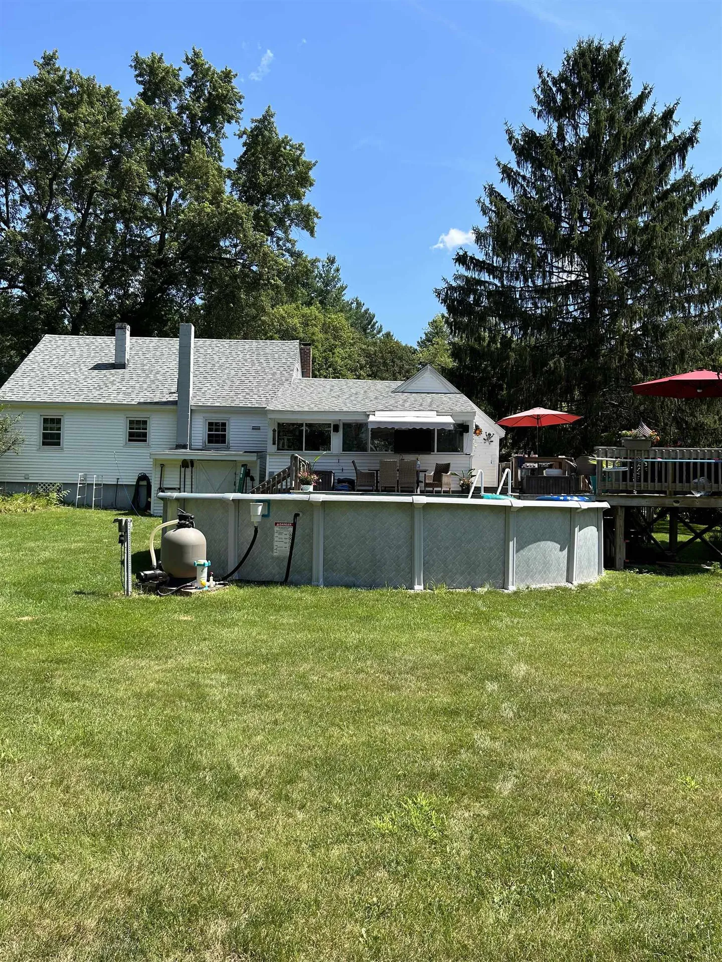 12 Louise Drive Litchfield NH 03052