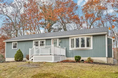 10 Old Coach Road Atkinson NH 03811