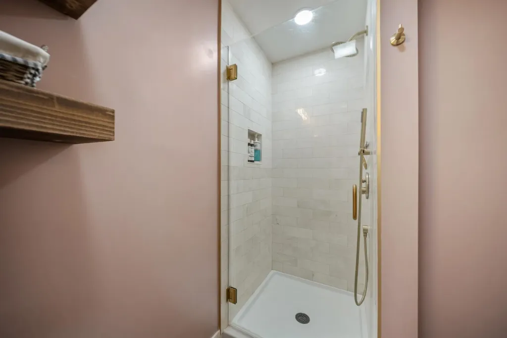 38 Bartley Hill Road Londonderry NH 03053