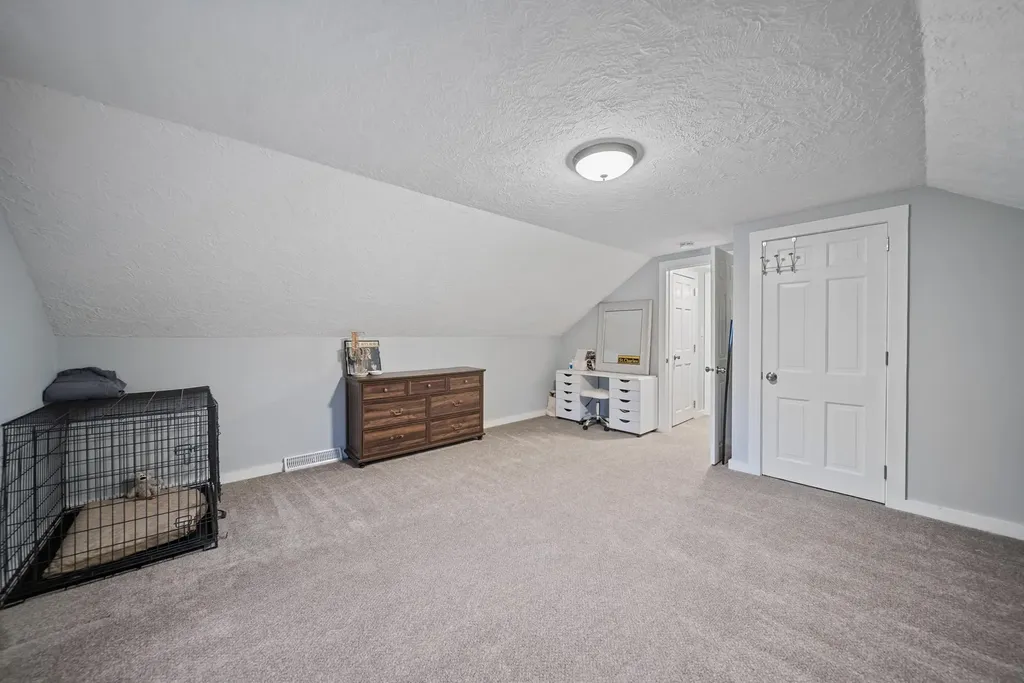 38 Bartley Hill Road Londonderry NH 03053