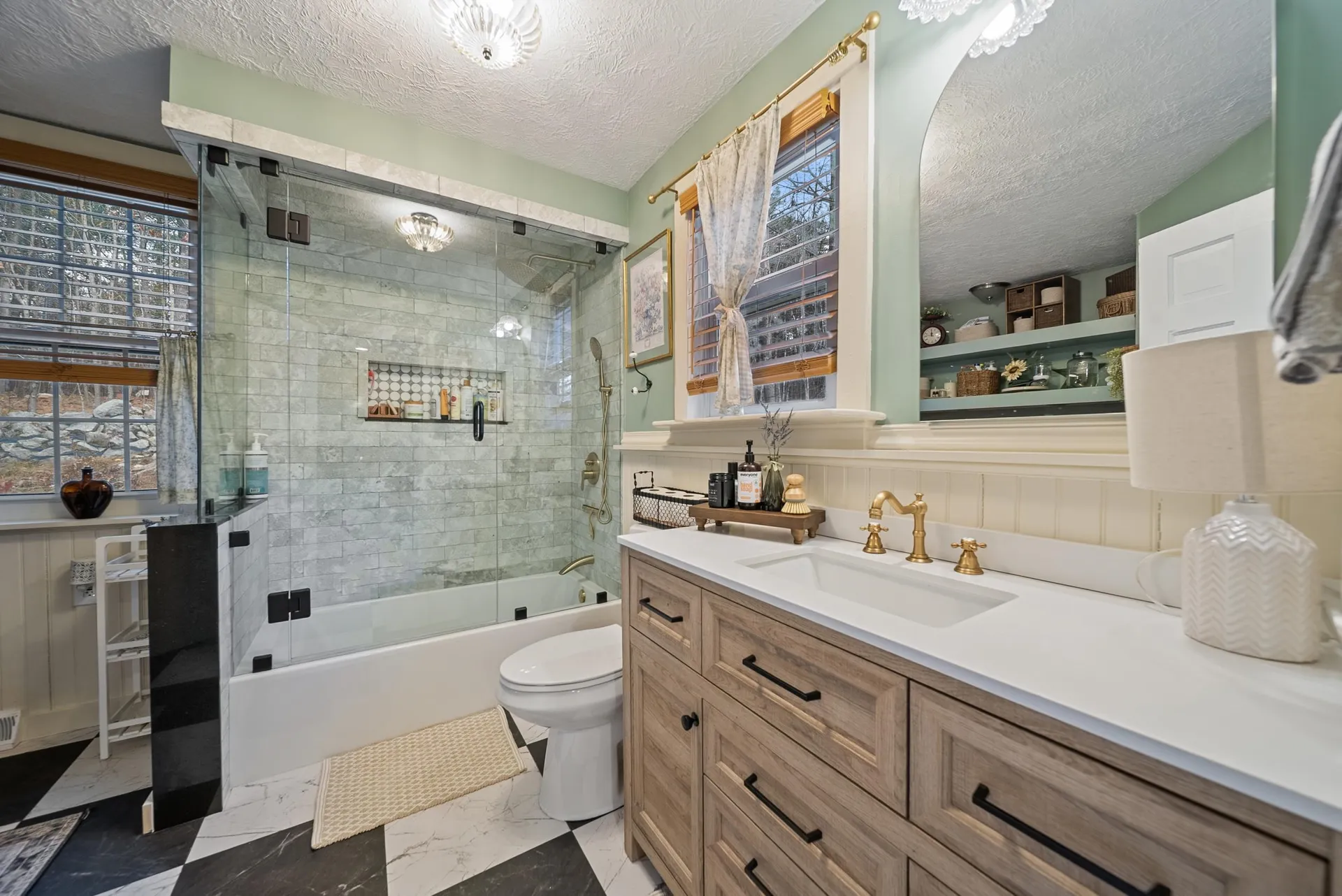 38 Bartley Hill Road Londonderry NH 03053