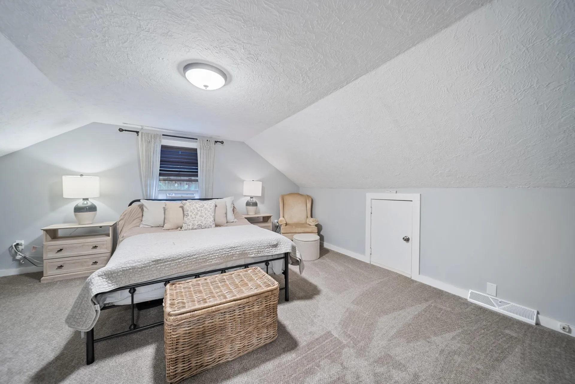 38 Bartley Hill Road Londonderry NH 03053