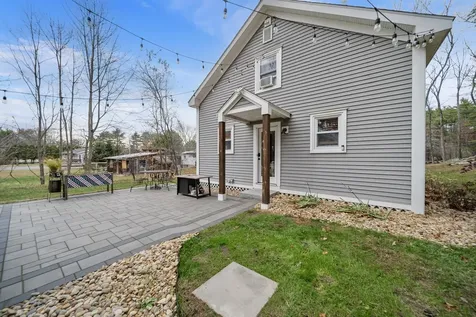 38 Bartley Hill Road Londonderry NH 03053