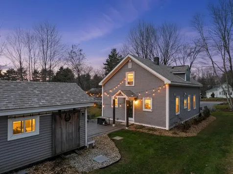 38 Bartley Hill Road Londonderry NH 03053