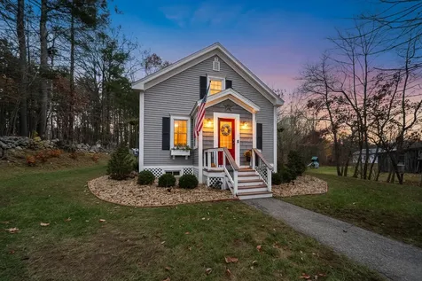 38 Bartley Hill Road Londonderry NH 03053