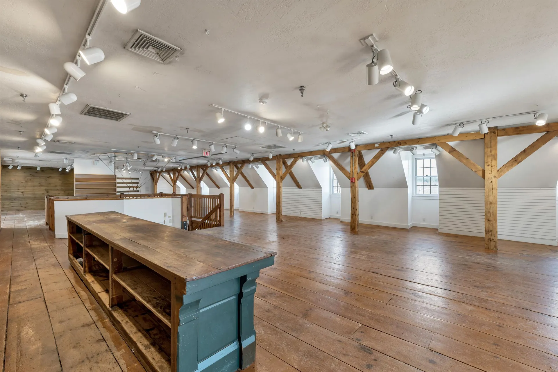 312 Dw Highway Meredith NH 03253