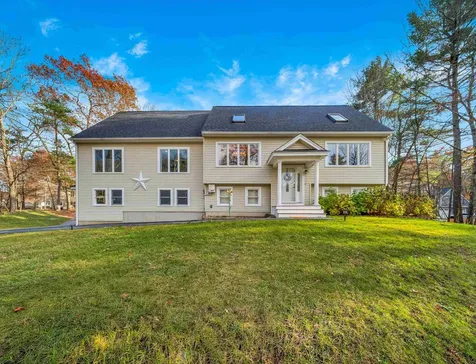 27 Norwood Road Salem NH 03079