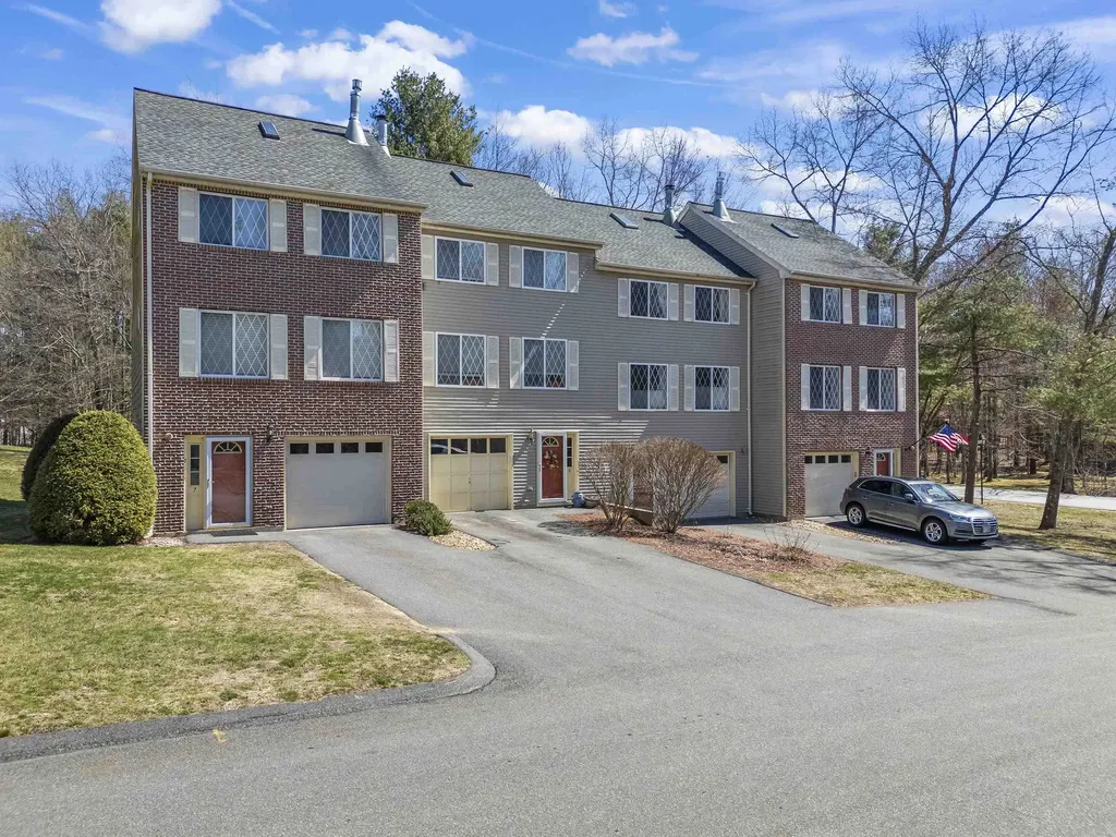 5 Lynn Drive Merrimack NH 03054