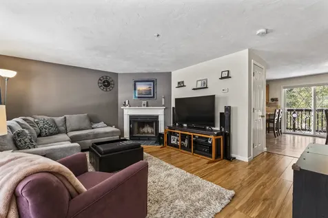 5 Lynn Drive Merrimack NH 03054