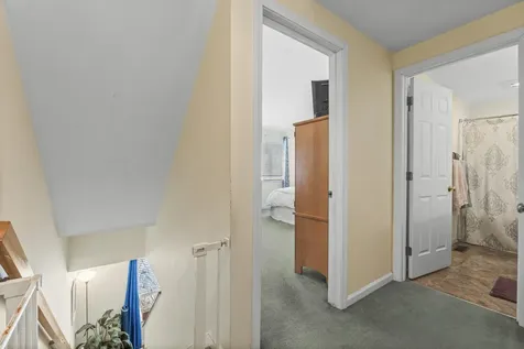 5 Lynn Drive Merrimack NH 03054