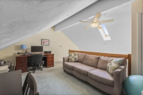 5 Lynn Drive Merrimack NH 03054