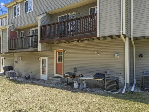 5 Lynn Drive Merrimack NH 03054