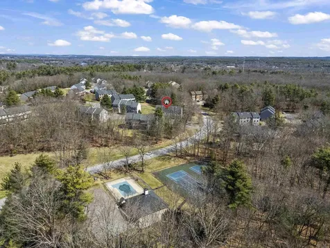 5 Lynn Drive Merrimack NH 03054