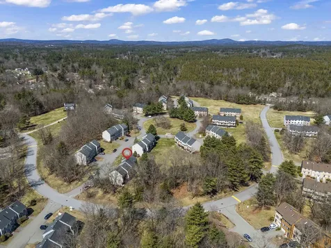 5 Lynn Drive Merrimack NH 03054