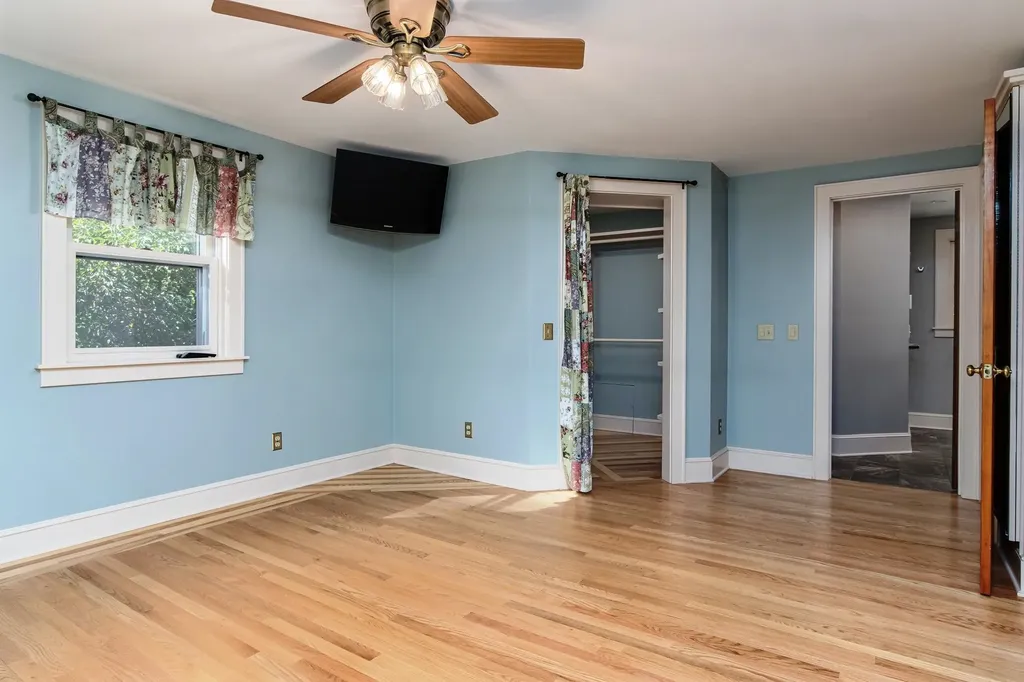 7 Arrowwood Road New Boston NH 03070