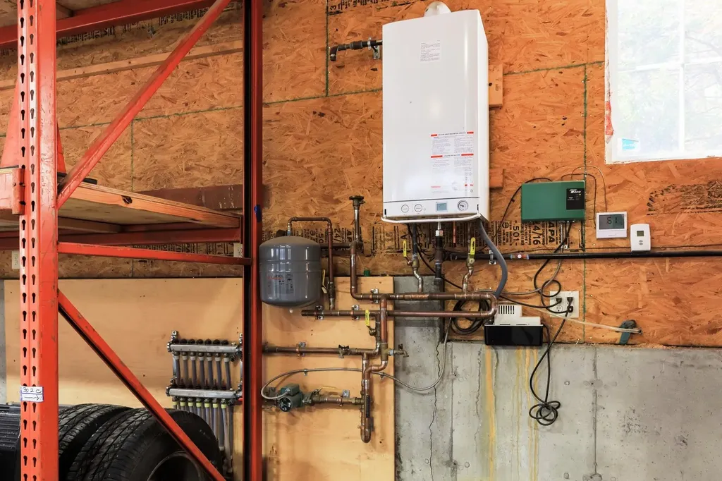 7 Arrowwood Road New Boston NH 03070