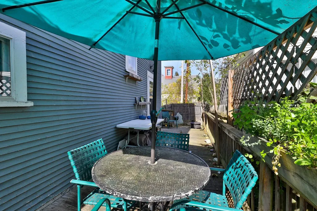 109 Park Row Rochester VT 05767