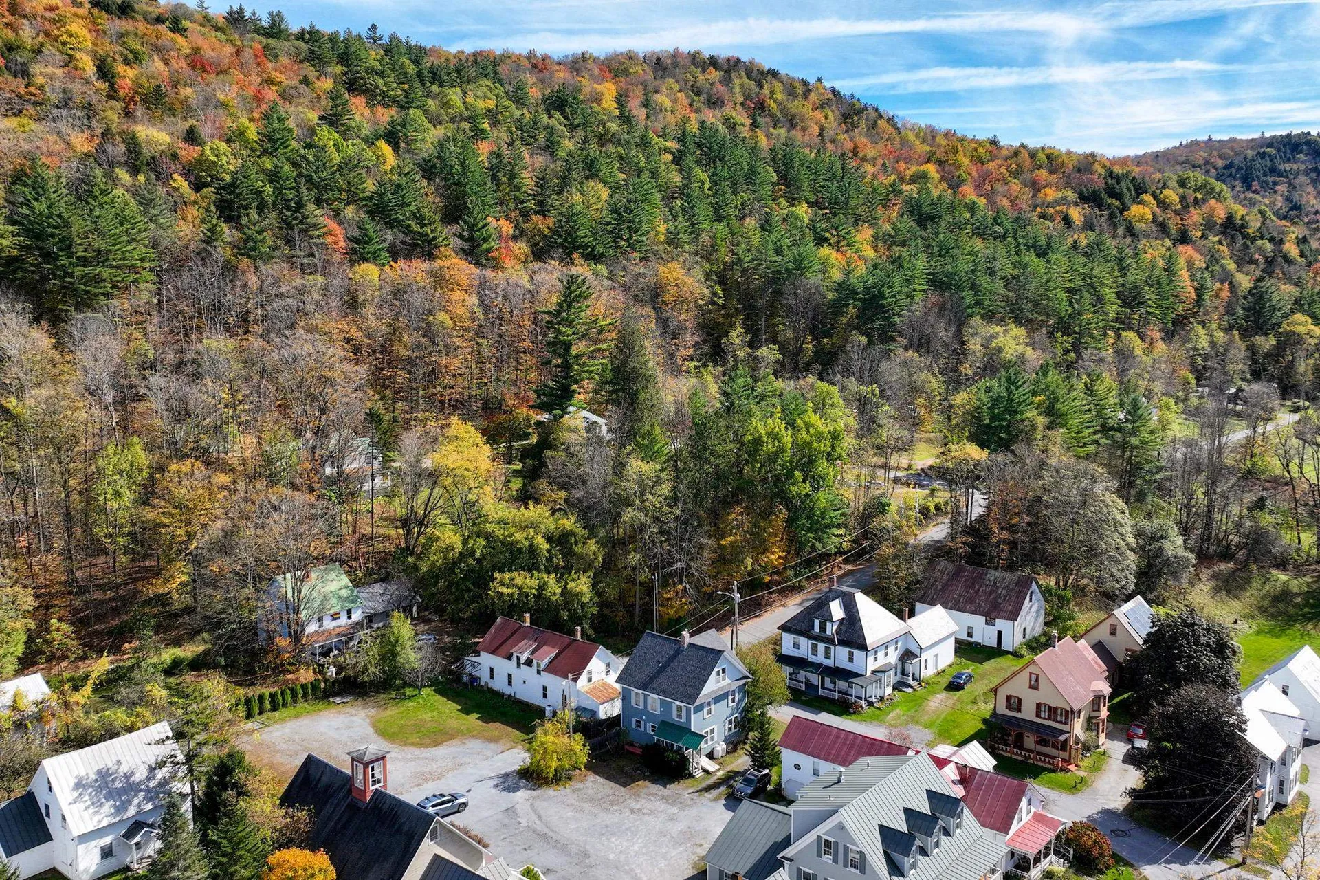 109 Park Row Rochester VT 05767