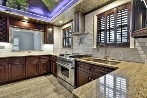 109 Park Row Rochester VT 05767