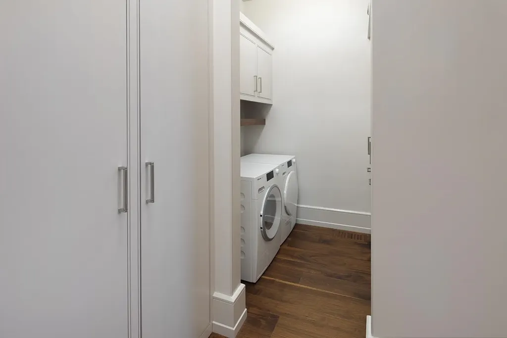 12 Runnymede Drive North Hampton NH 03862