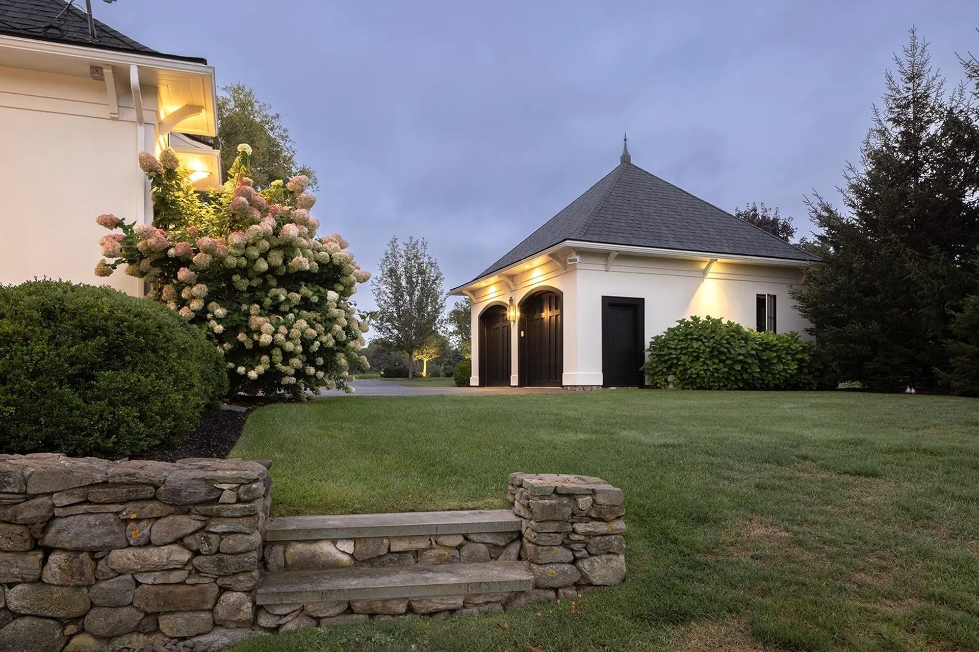 12 Runnymede Drive North Hampton NH 03862