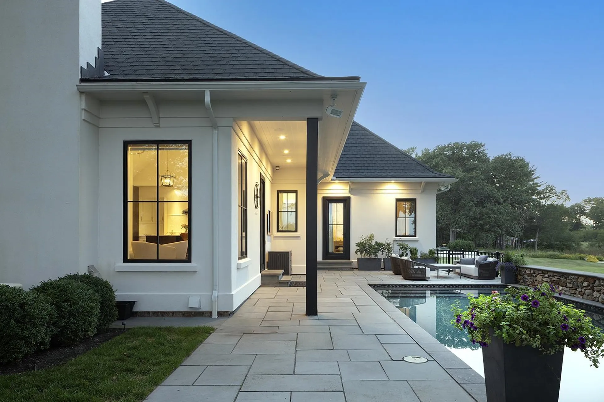 12 Runnymede Drive North Hampton NH 03862