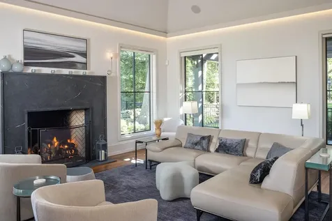 12 Runnymede Drive North Hampton NH 03862