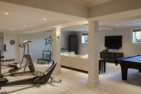 12 Runnymede Drive North Hampton NH 03862