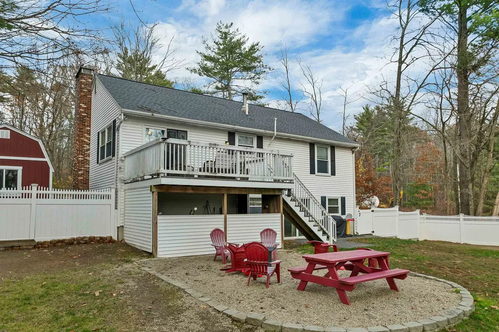 121 Hackett Hill Road Hooksett NH 03106