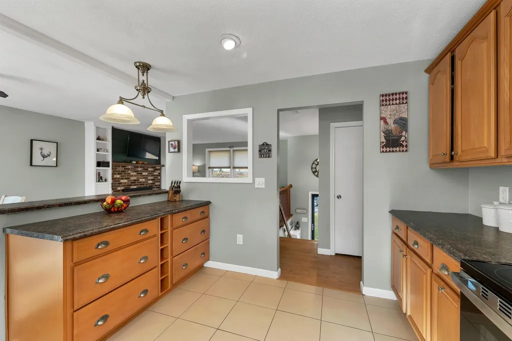 121 Hackett Hill Road Hooksett NH 03106