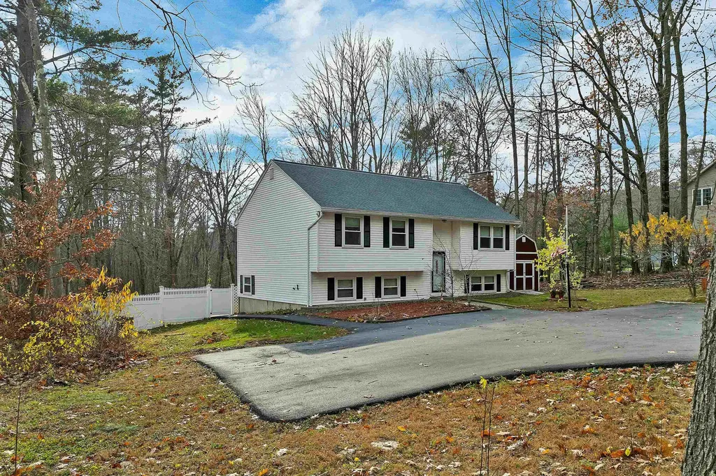 121 Hackett Hill Road Hooksett NH 03106