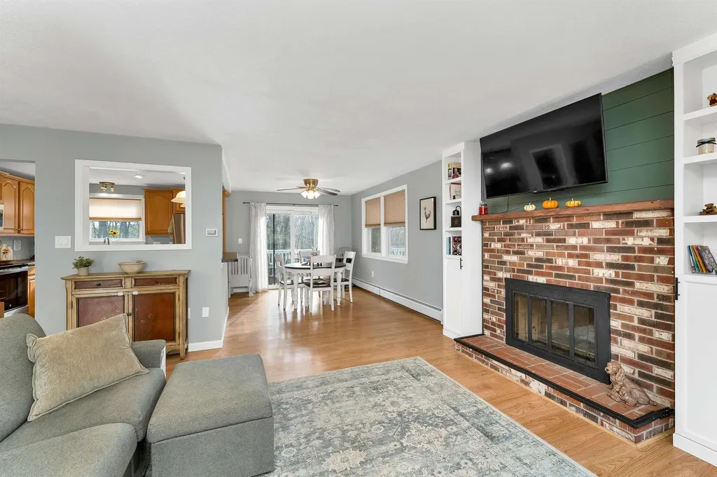 121 Hackett Hill Road Hooksett NH 03106