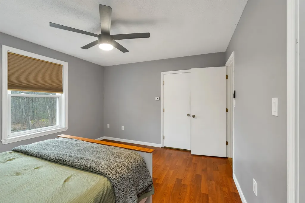 121 Hackett Hill Road Hooksett NH 03106