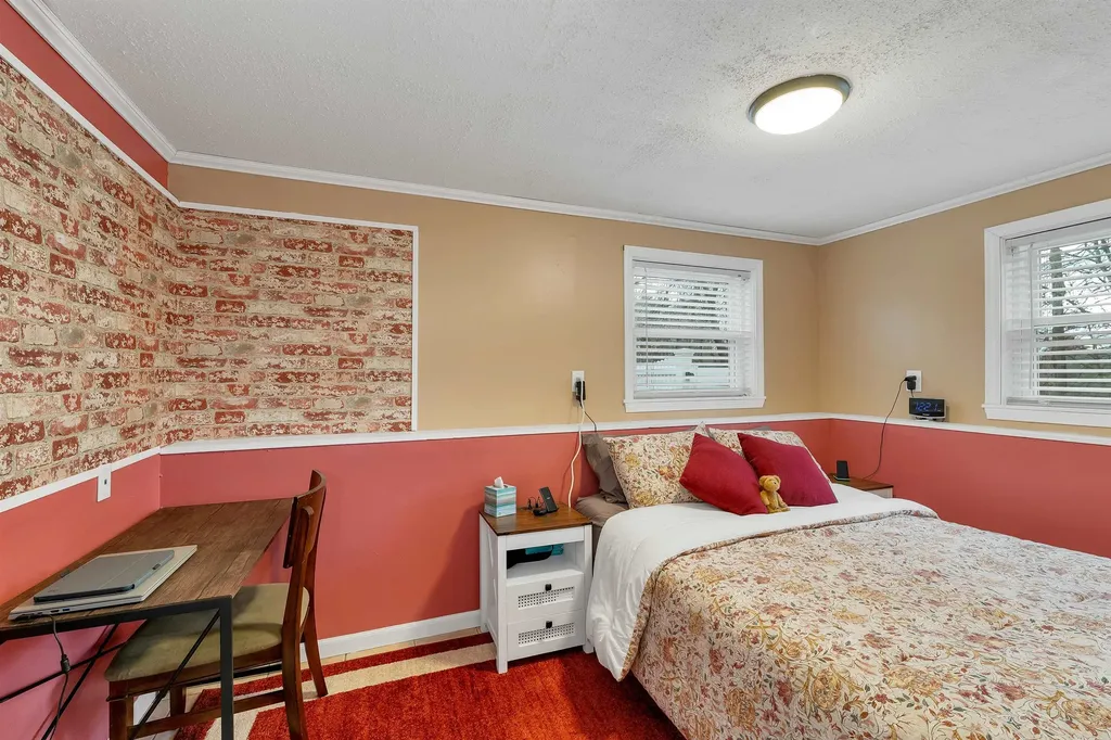 121 Hackett Hill Road Hooksett NH 03106