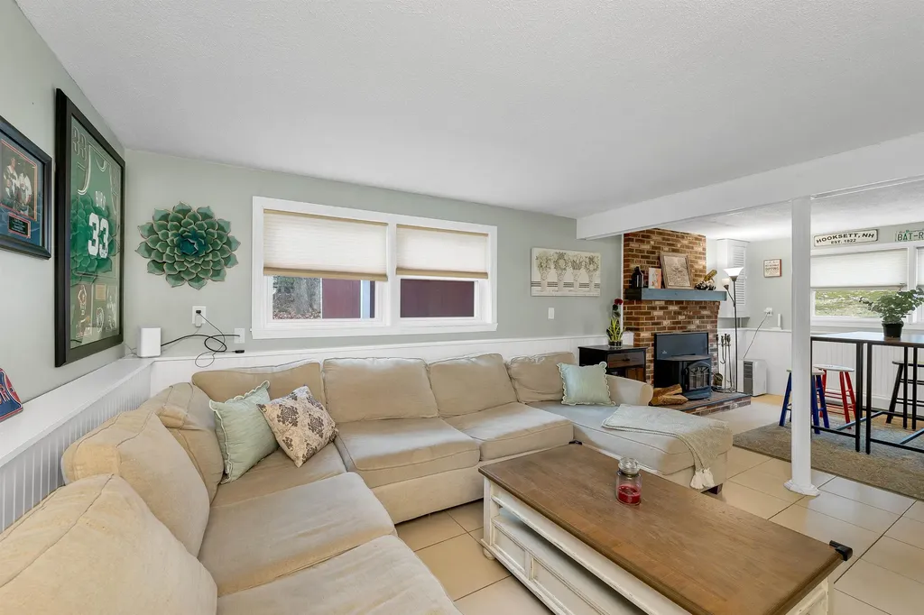 121 Hackett Hill Road Hooksett NH 03106