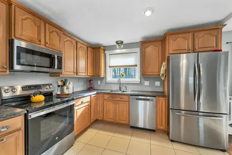 121 Hackett Hill Road Hooksett NH 03106