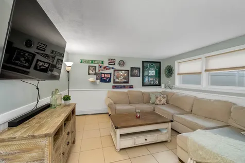 121 Hackett Hill Road Hooksett NH 03106