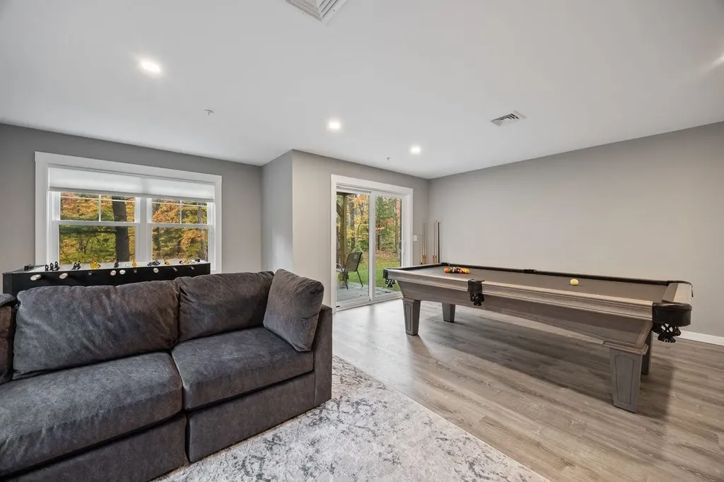 168 Old Bartlett Road Conway NH 03860